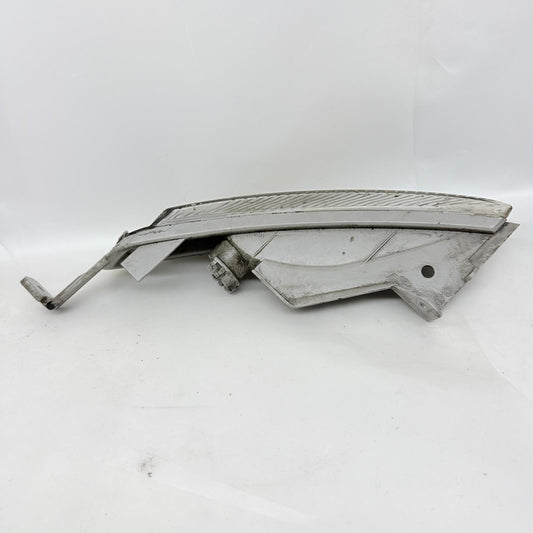 Opel Astra J Sağ Ön Sinyal Lambası 13367143