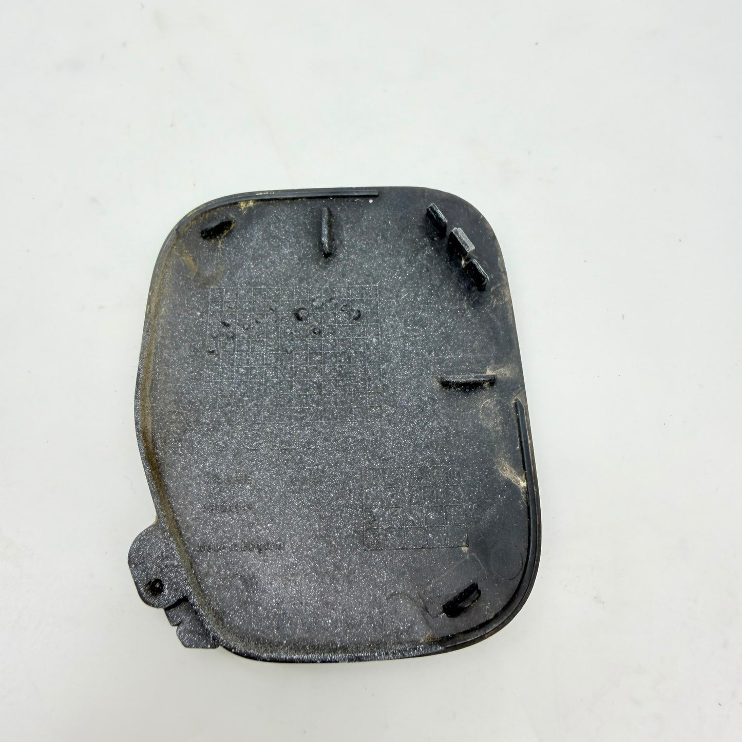 Volvo XC40 Ön Tampon Çeki Demir Kapağı 31449346