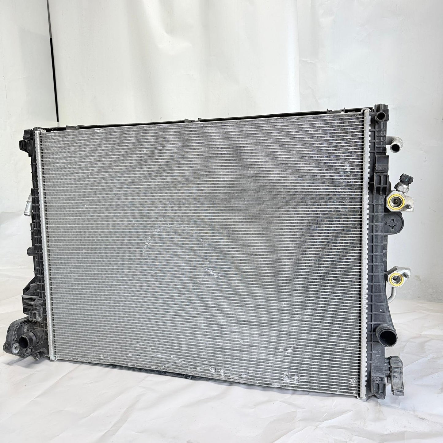 Volvo XC90 XC60 S90 Su Radyatörü Set 31684238 15-25 En Uygun Oto Parça