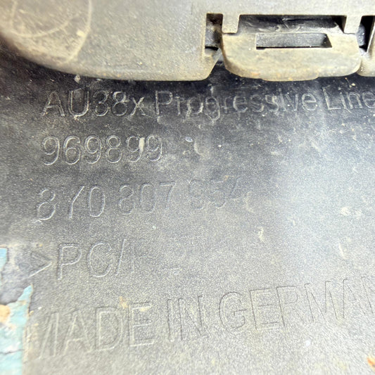 Audi A3 Sağ Sis Far Kapağı 8Y0807954 En Uygun Oto Parça