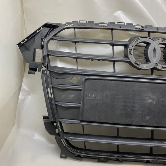 AUDI A4 Ön Panjur Kasası 8K0853651E