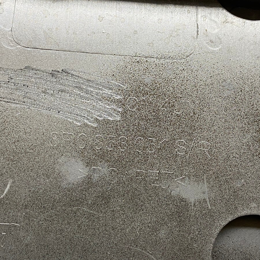 AUDI Q5 Ön Panjur 8R0853651