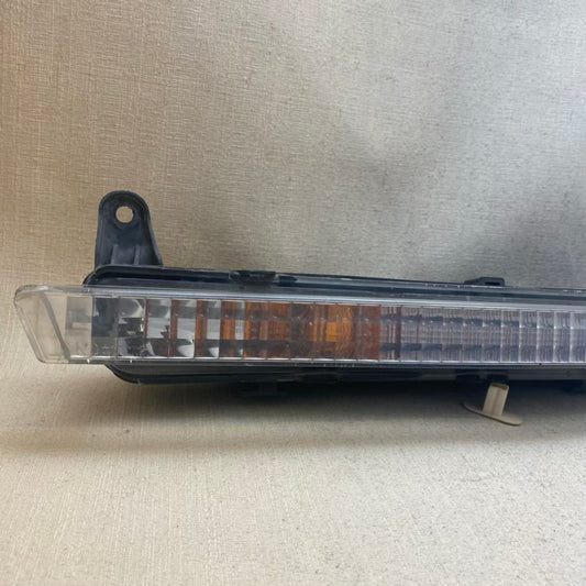 AUDI Q7 4L Ön Sağ sinyal lambası 4L0953042, 89380158