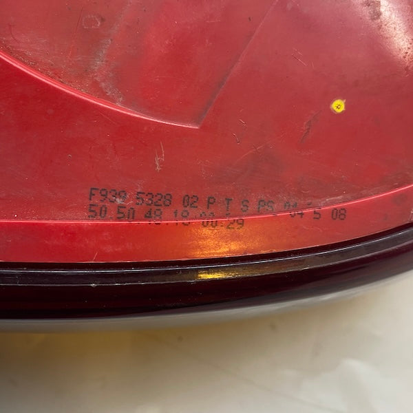 Alfa Romeo 159 Sağ Stop Lambası F939532802 (İçi Temizlenecek)