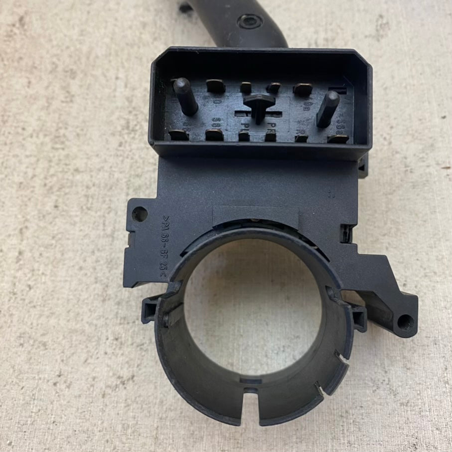 Audi - Sinyal Kolu - 8L0 953 513 G