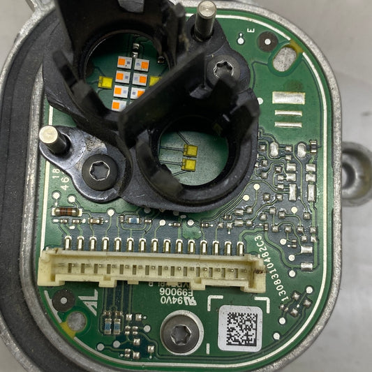 Audi A4 B9 Sol Matrix Far Köşe LED Modülü 8W0941773 | 2016-2020 Orijinal Çıkma