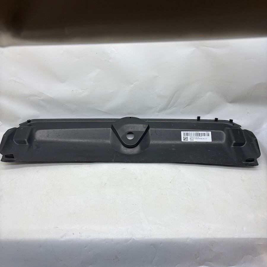 Audi A4 Panel Üst Kaplama 8W0807081