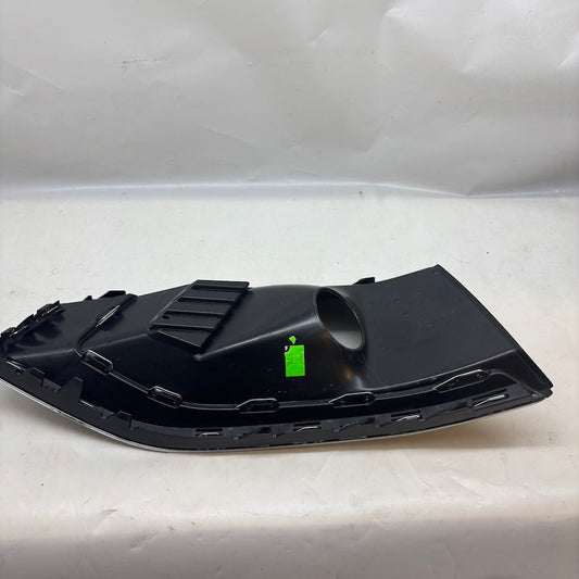 Audi A4 Sağ Ön Sis Kapağı 8W0807682AK