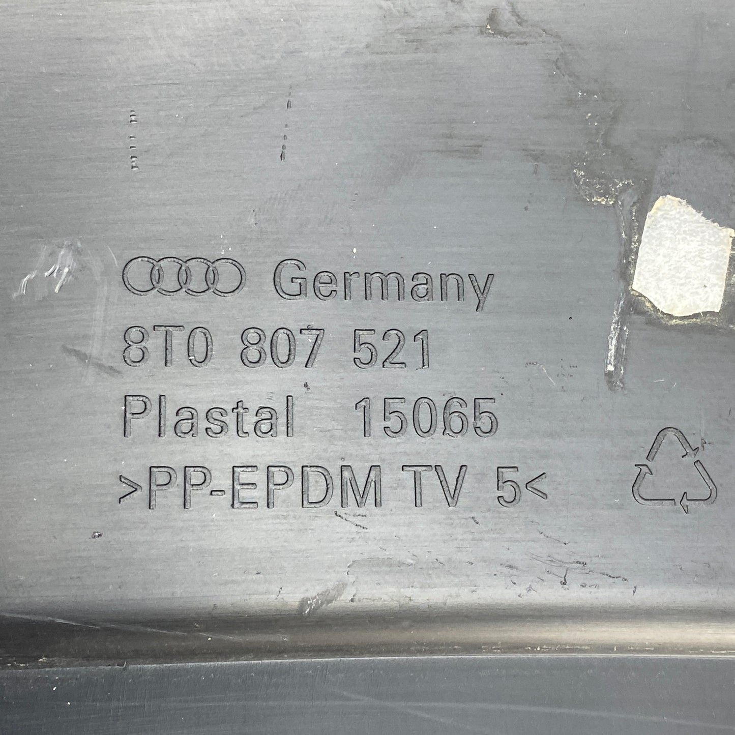 Audi A5 Arka Tampon Difüzörü 8TO807521