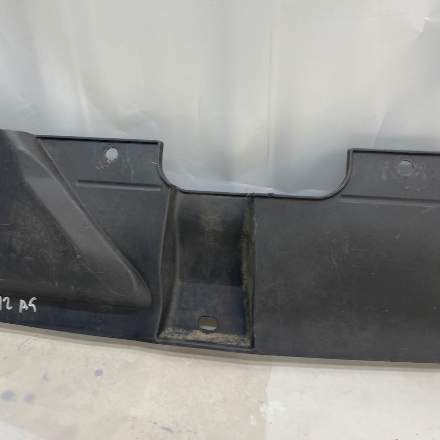 Audi A5 Panel Üst Kaplama 8TO807081A - En Uygun Oto Parça