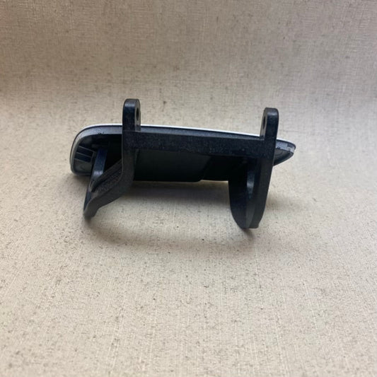 Audi A5 Sağ ön far yıkama kapağı 8T0955636