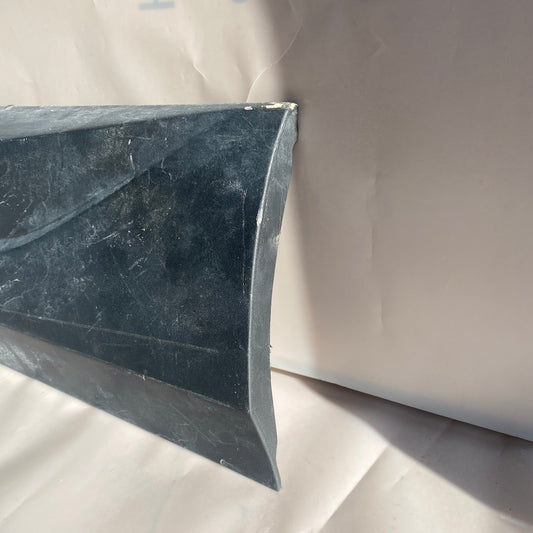 Audi Q3 Arka Sağ Kapı Çıtası 8U0853970D