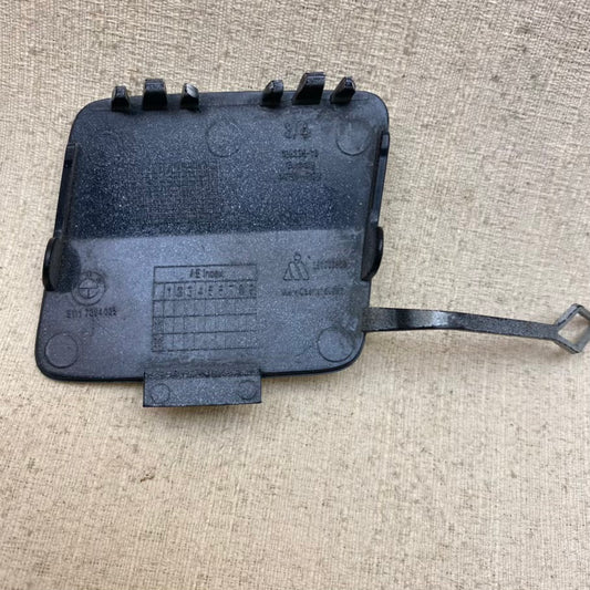 BMW 1 F20 Ön Tampon Çeki Demir Kapağı 7294035 2013 11130043