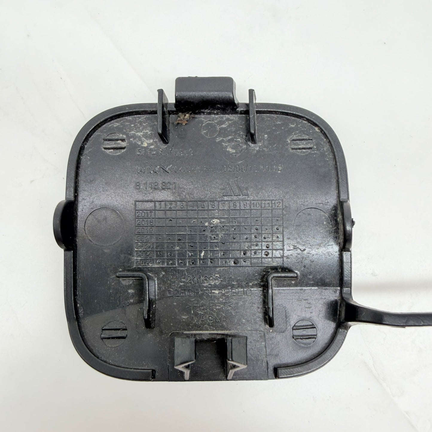 BMW 1 F40 M-Sport Arka Tampon Çeki Kapağı 51128070953