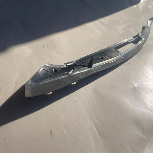 BMW 1 f20 Sağ Far Kaşı 200.986-02