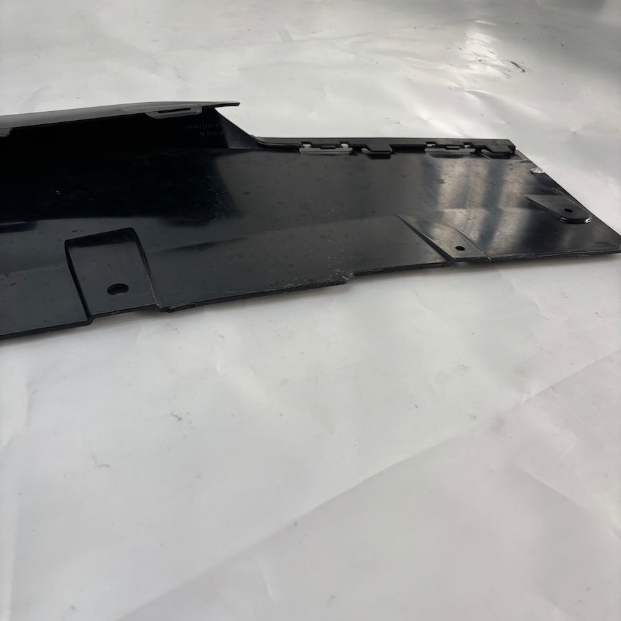 BMW 2 Kasa F44 Ön Tampon Alt Spoyler 51117492211
