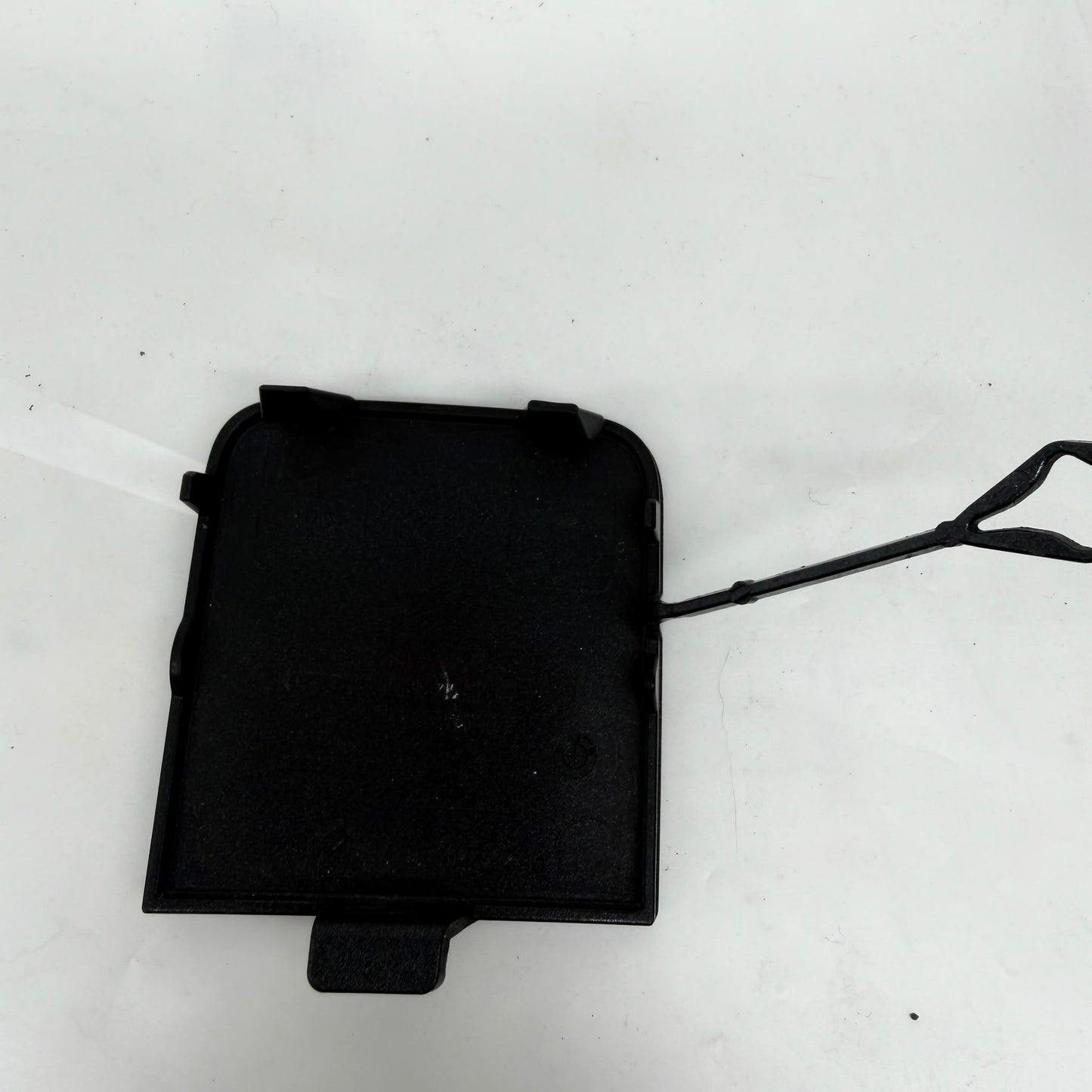 BMW F44 Gran Coupe M Sport Arka Tampon Çeki Demiri Kapağı 51128075448
