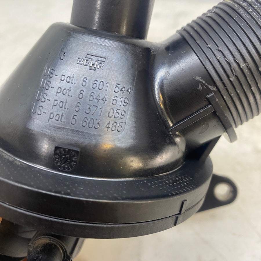 BMW 328i F30 2.0L Termostat 75810106811