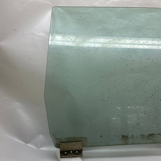 BMW 3 E30 Arka Sağ Kapı Camı 51341906774
