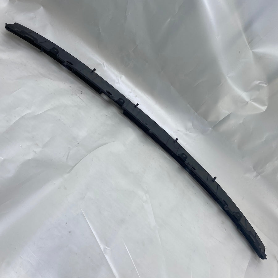 BMW 3 E46 Arka Cam Önü Izgarası 8204245 (2001-2006)