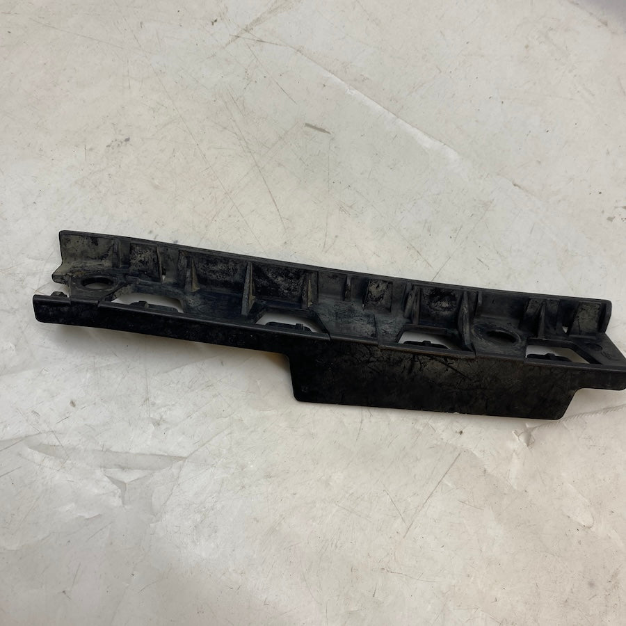 BMW 3 E46 Çamurluk Ağız Braketi 5177 7066227 Orijinal Çıkma 2000-2006