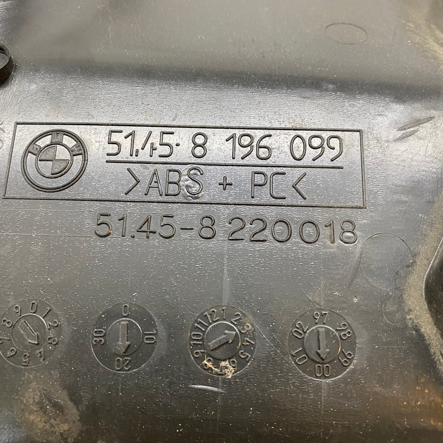 BMW 3 E46 direksiyon alt kaplama parçası – sağlam çıkma döşeme