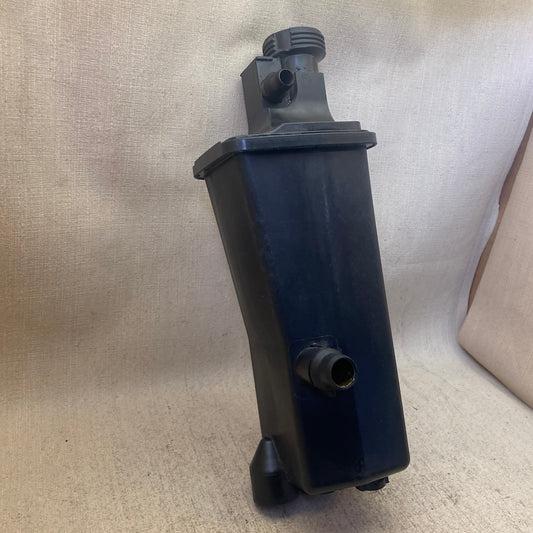 BMW 3 E46 Radyatör Su Deposu 8MA376755-111