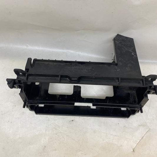 BMW 3 E46 Teyp Çerçevesi 5145 8196112 Orijinal Çıkma 2000-2006