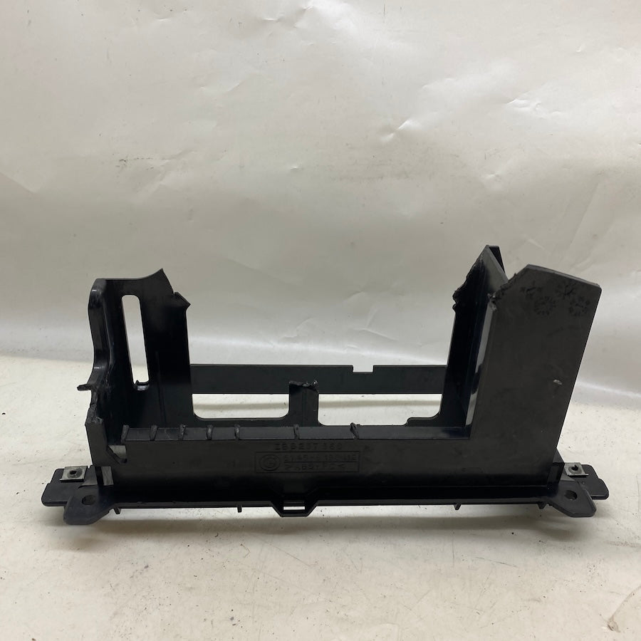 BMW 3 E46 Teyp Çerçevesi 5145 8196112 Orijinal Çıkma 2000-2006