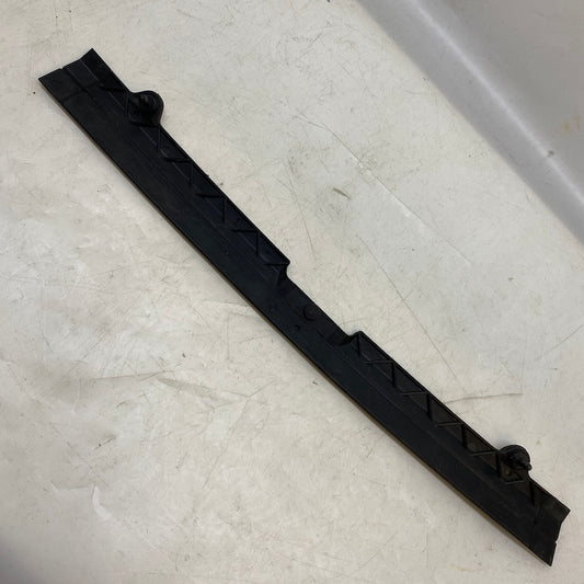 51488231195 OEM kodlu BMW E46 torpido orta montaj braketi, orijinal yedek parça