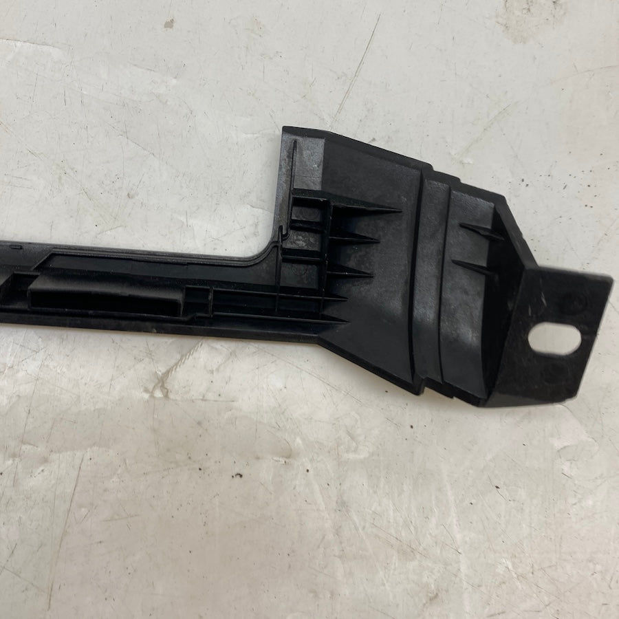 2000-2006 model BMW E46 torpido orta plastik kaplama çıtası