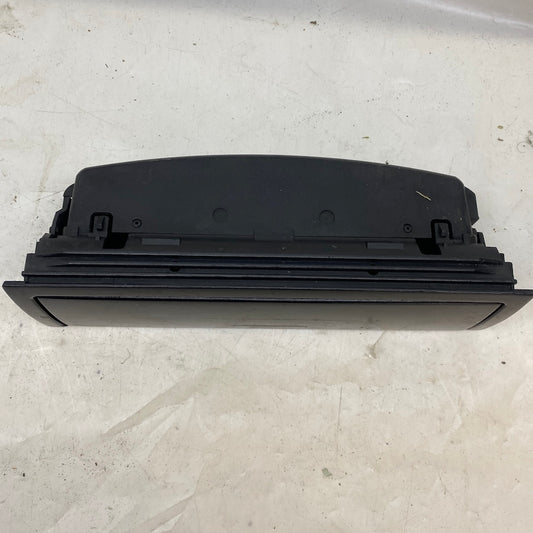 BMW 3 E46 Torpido Orta Gözü Teyp Altı Yuvası 5116-8196115