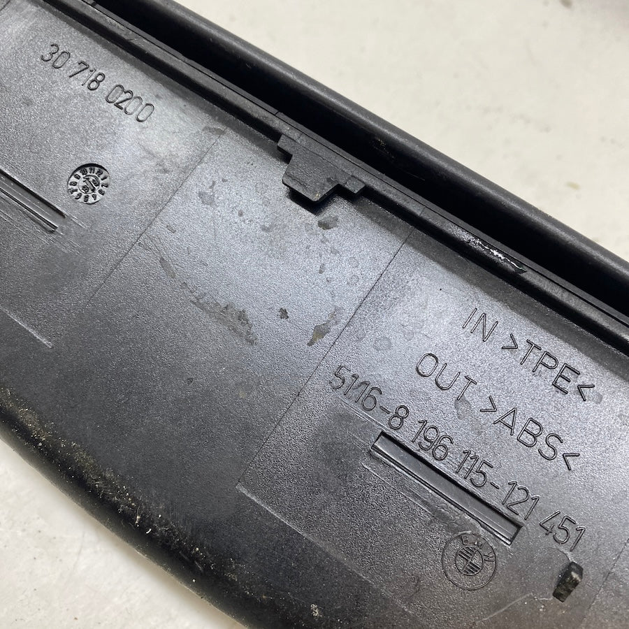 BMW 3 E46 Torpido Orta Gözü Teyp Altı Yuvası 5116-8196115