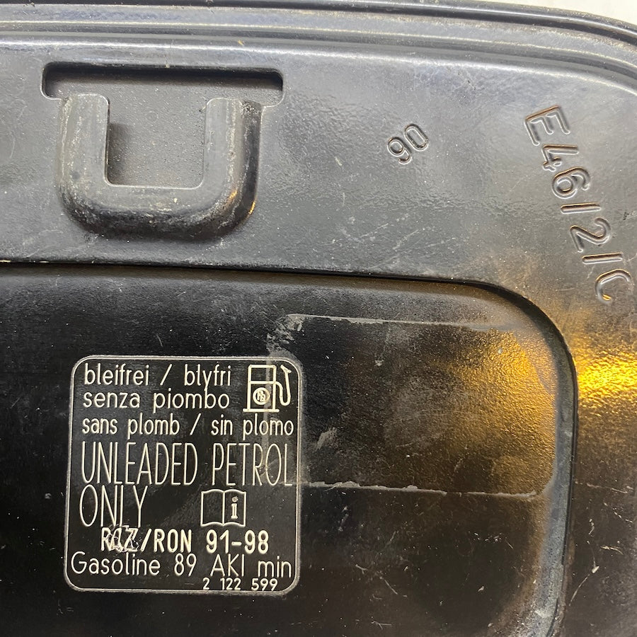 BMW 3 E46 Yakıt Depo Kapağı 2122599 Orijinal Çıkma 2000-2006