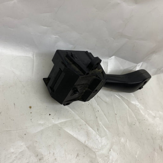 BMW 3 E46/5 E39 Silecek Sinyal Kolu 8363664