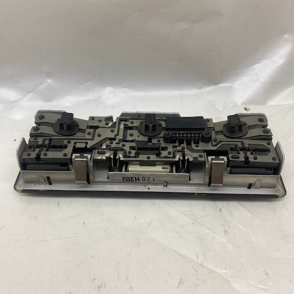 BMW 3 E46/E34 (3 Kapı) Tavan Lambası 8331 6364929