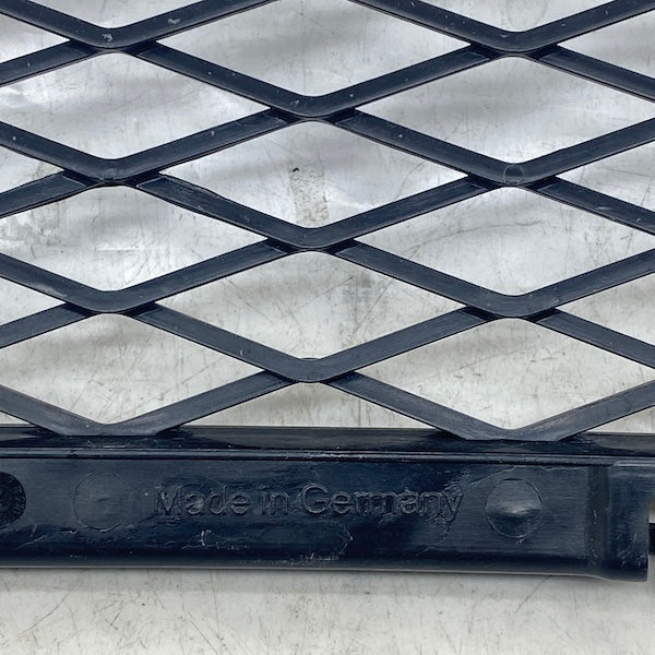 BMW 3 E90 LCI Ön Tampon Orta Izgara 2009-2012 51117198906