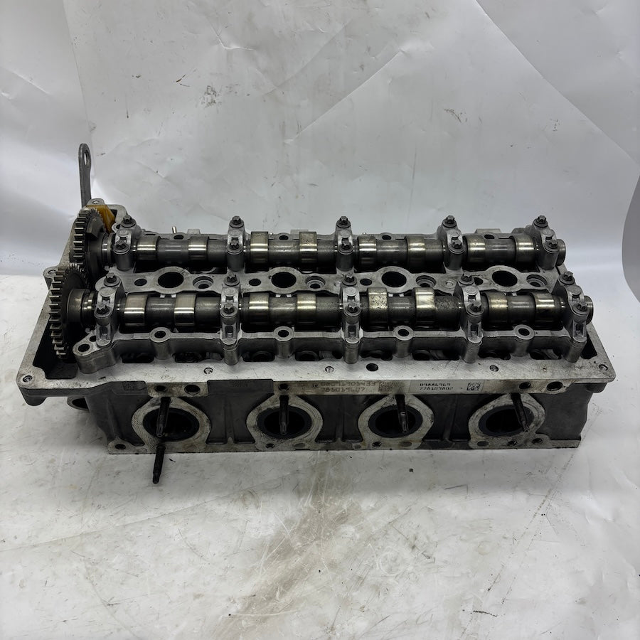 BMW 3 E93 Egzantrikli Silindir Kapağı 778109802