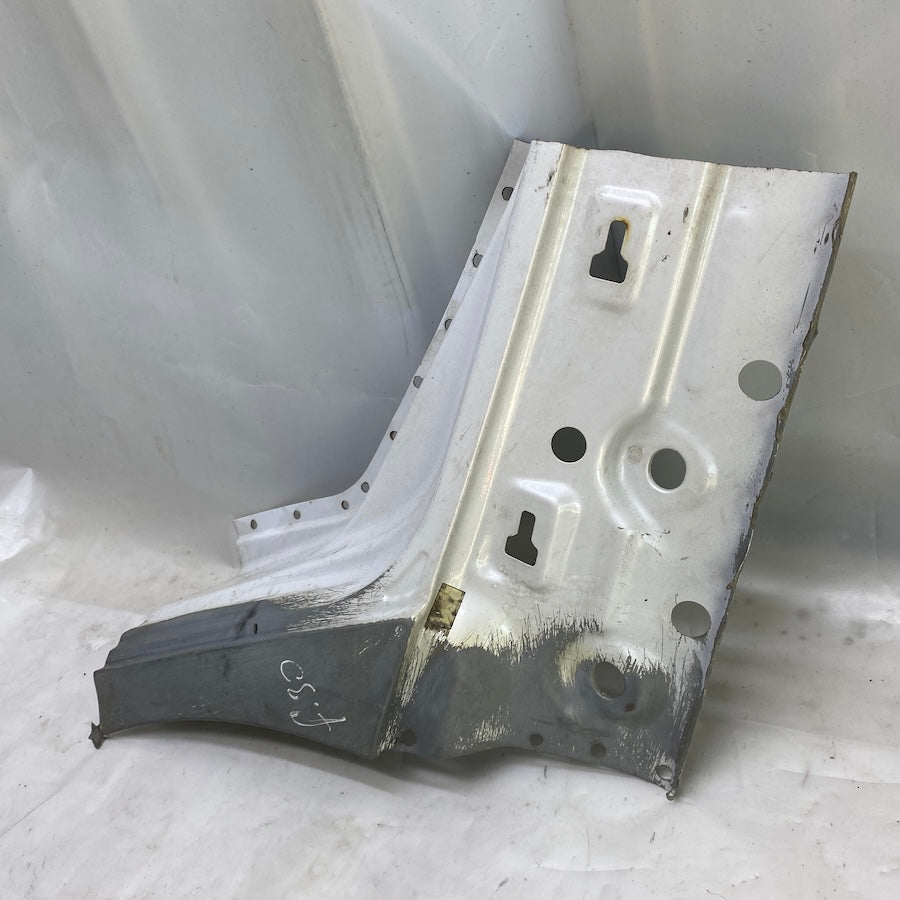 Orijinal çıkma BMW 3 G20/G21/G22 radyatör fanı, tam uyumlu ve sağlam.