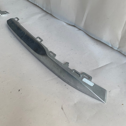 BMW 3 F30 F31 Ön Tampon Krom Çıtası 7396842