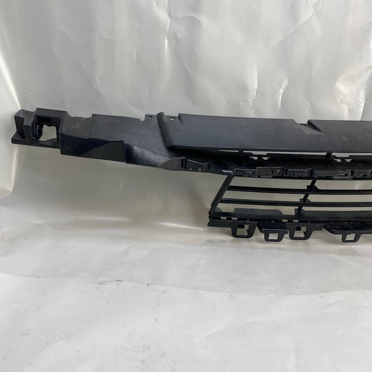 BMW 3 F30 F31 Ön Tampon Orta Izgara 51117386152