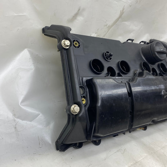 BMW 3 F30 Külbütör Kapağı N47 15-122-008