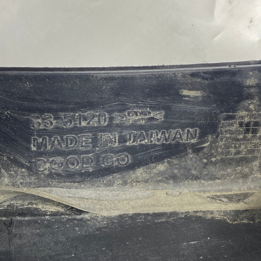 BMW 3 F30 M Ön Tampon Alt Difüzör (2011–2018) Orijinal