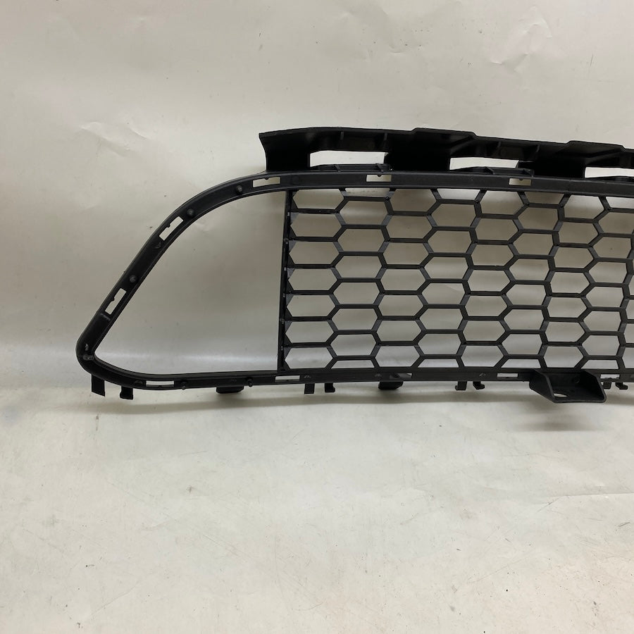 BMW 3 F30 M Ön Tampon Orta Izgara