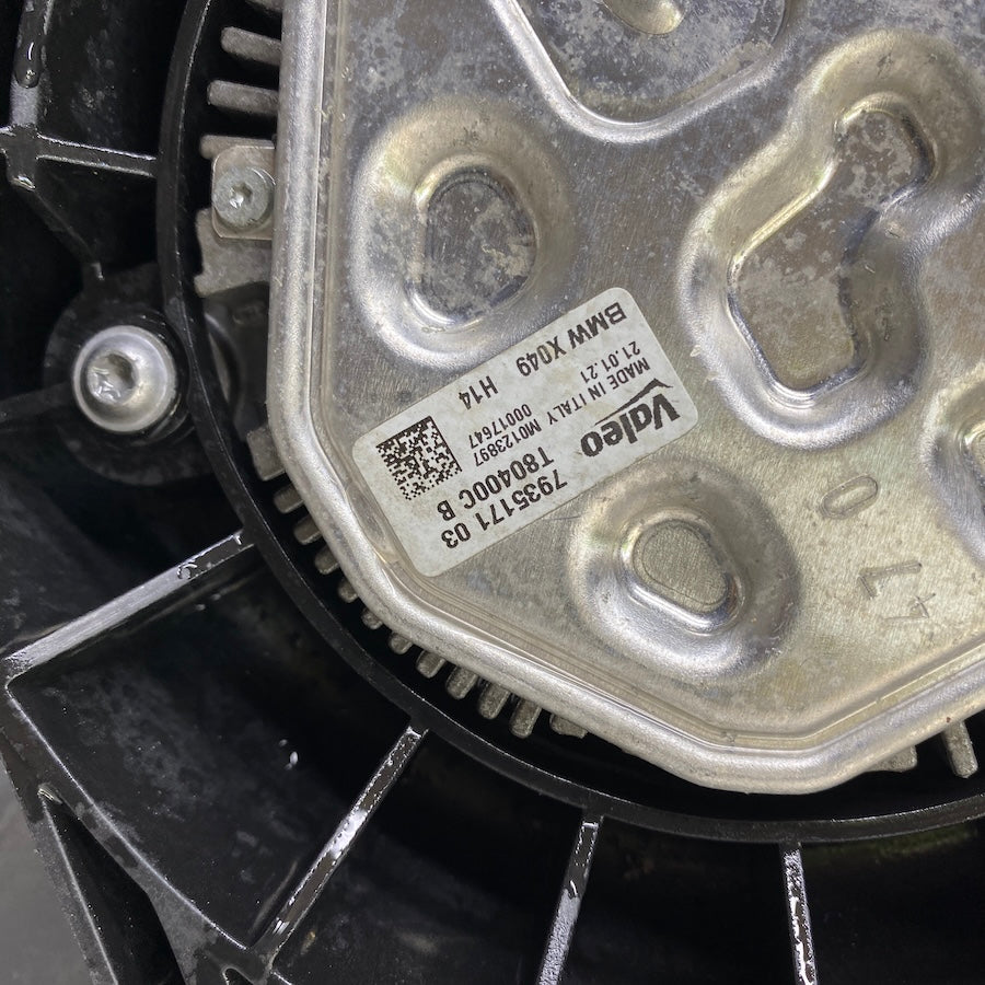BMW G20-G22 radyatör fan modülü – orijinal çıkma motor soğutma parçası