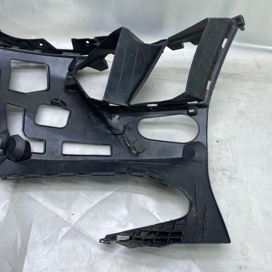 Ön tampon iç destek – BMW 3 G80 M3 için sağ çıkma yedek parça