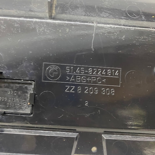 BMW 3 Serisi E46 Ön Sağ Torpido Alt Kapağı