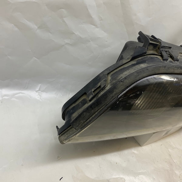 BMW 5 E39 Sol Far Halojen (İç Ayakları Kırık) Orijinal