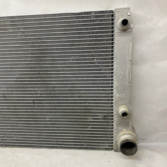 BMW 5 F10 Motor Su Radyatörü 8509175 Orijinal Çıkma