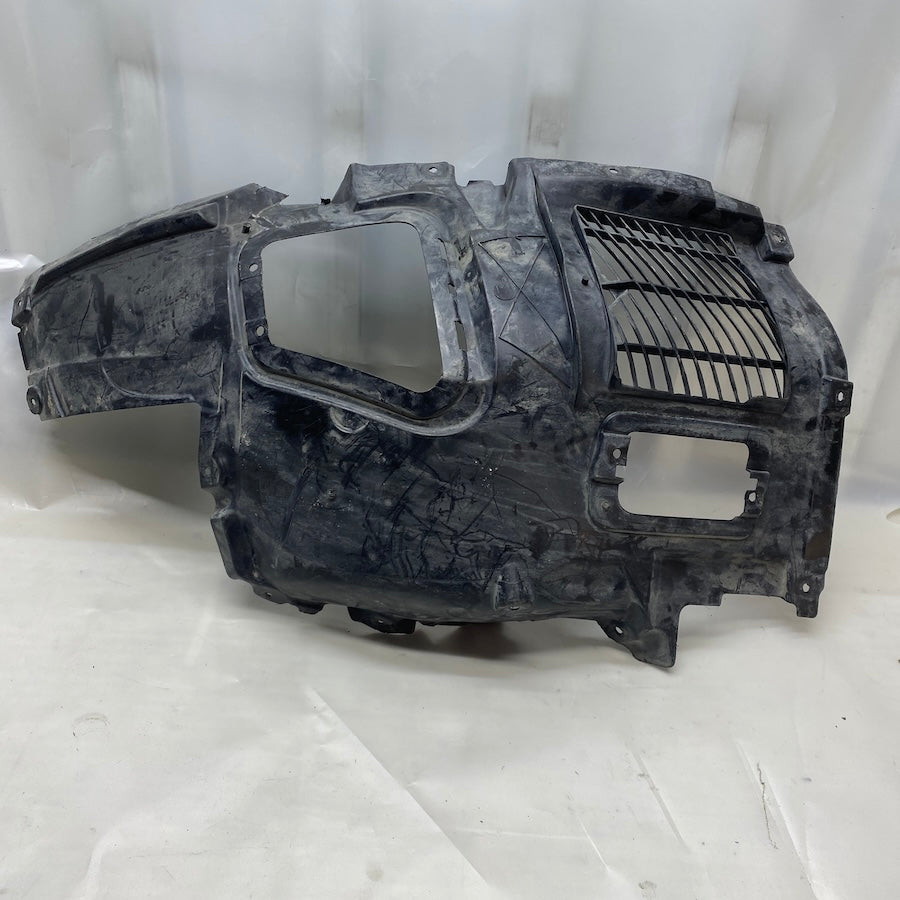 BMW 5 F10 Ön Sol Ön Davlumbaz 5171 7186727 Orijinal